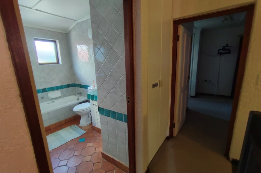 3 Bedroom Property for Sale in Ile du Lac North West